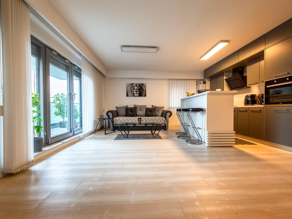 Apartament Modern - Vedere Frontala La Mare - Totul Nou !