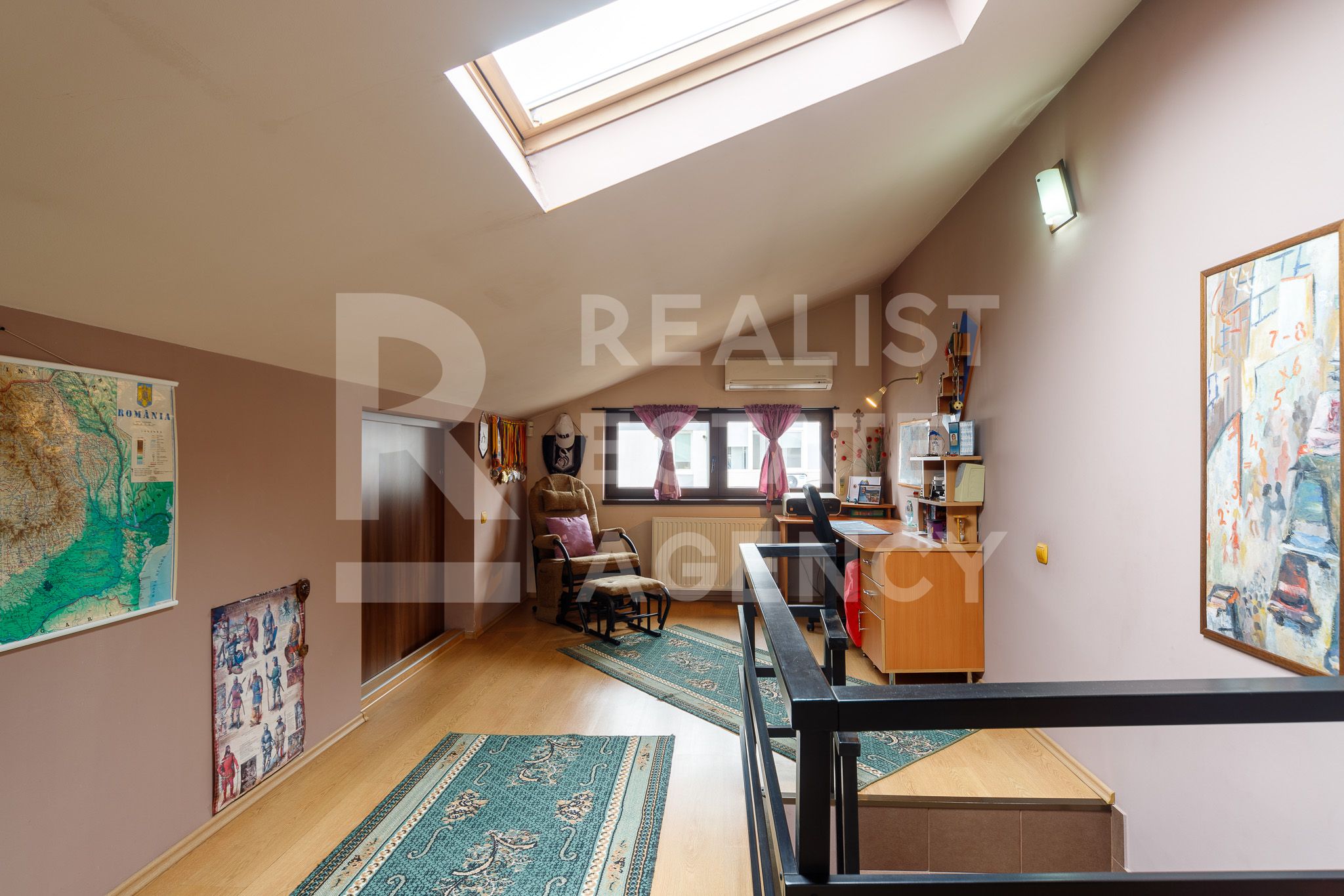 Vânzare, Duplex, 8 camere, zona Militari — fotografia 14
