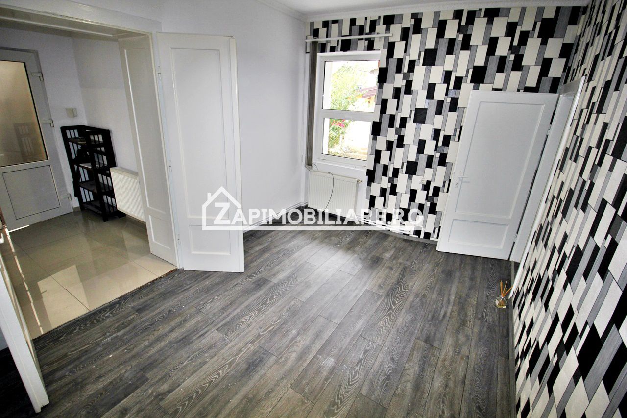 Spatiu birouri 4 camere, 2 băi,100 mp. zona centrală — fotografia 4