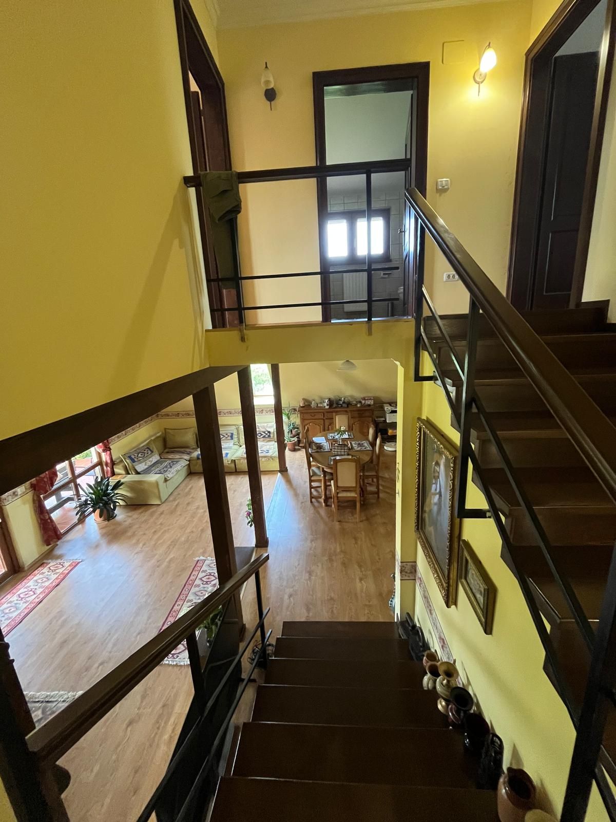 Casă elegantă, spațioasă, ideală pentru familie – Sanmihaiu Roman — fotografia 12