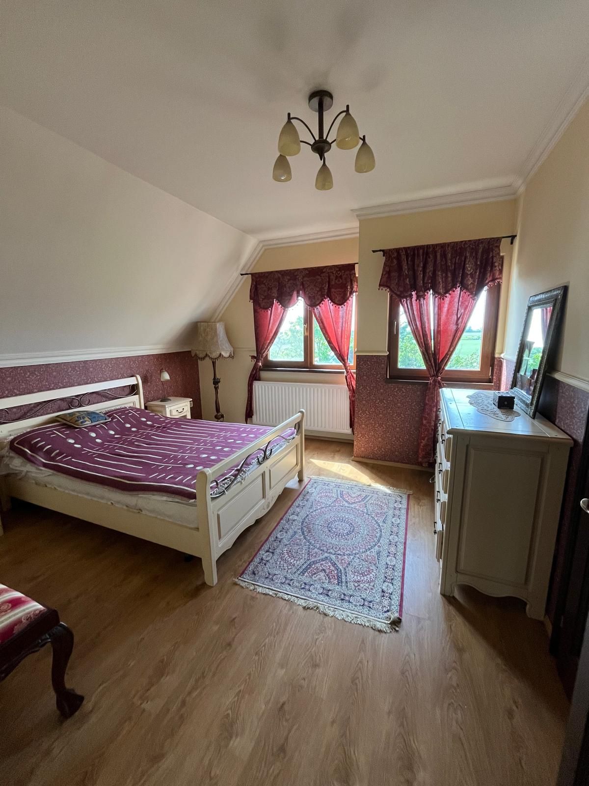 Casă elegantă, spațioasă, ideală pentru familie – Sanmihaiu Roman — fotografia 19