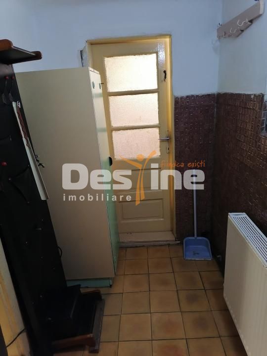 VANZARE CASA, SECTOR 1 — fotografia 8