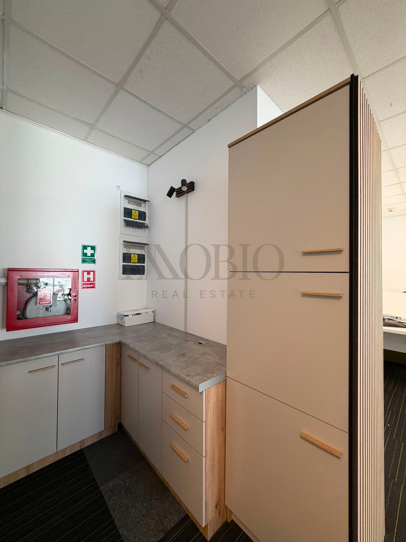 Birou Open-Space  | 132 MP | Promenada Mall (+TVA) — fotografia 6