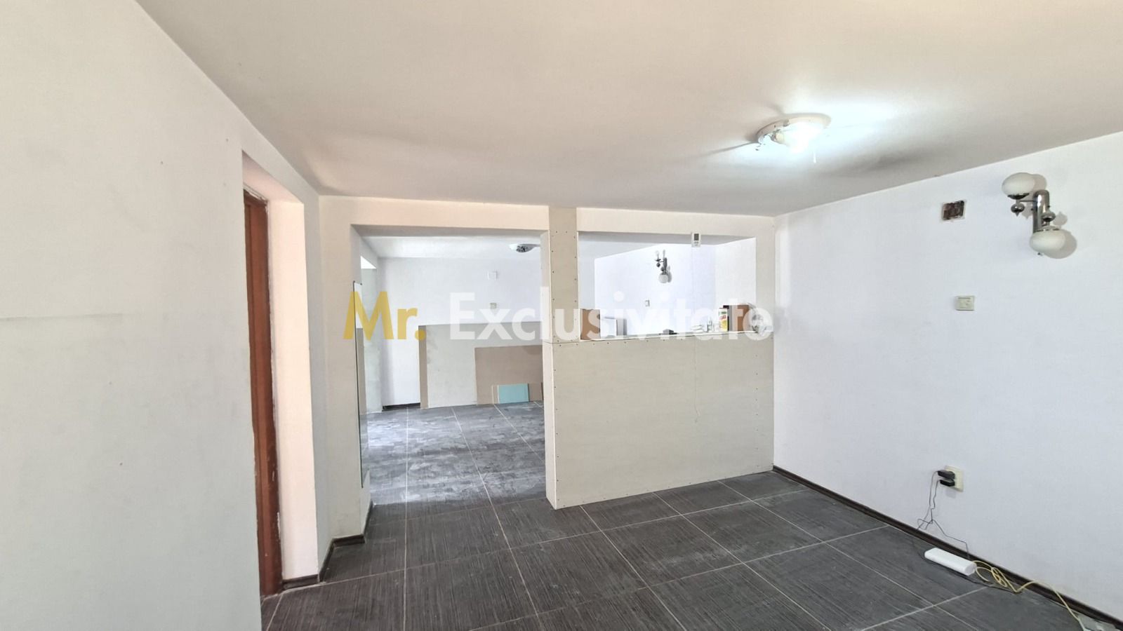 Vanzare Casa P+1E Bananai-Prundu teren 1363 mp — fotografia 6