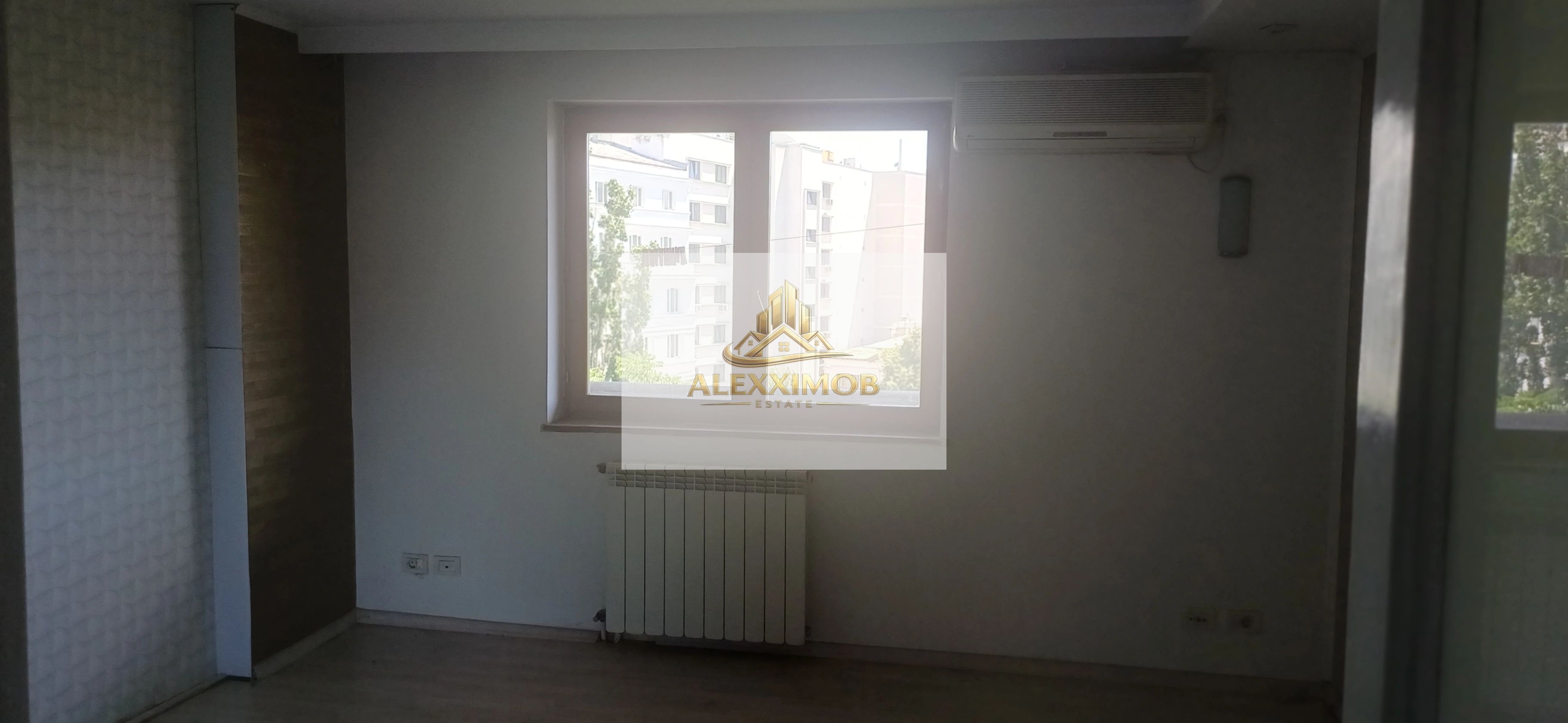 Apartament de Vanzare - Zona Ateneul Roman - 4 camere - 110 MP — fotografia 10