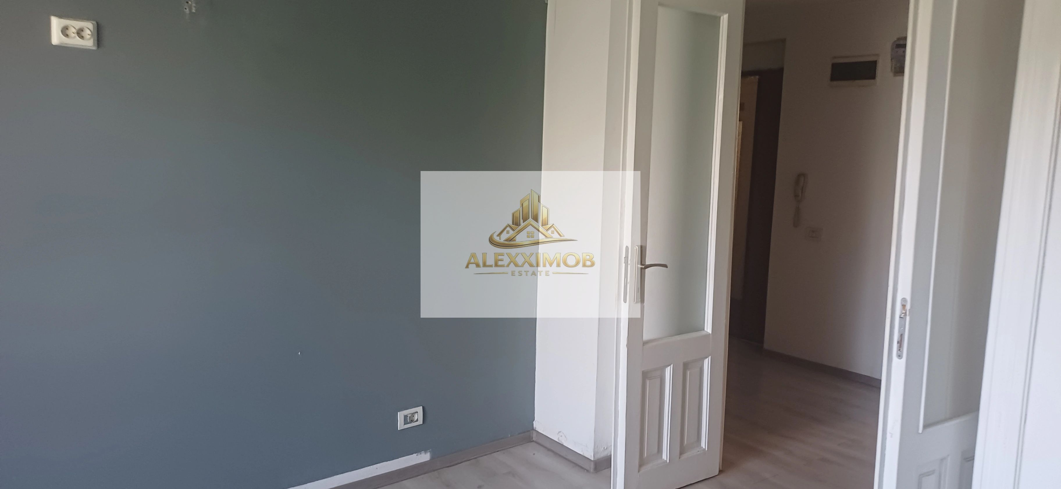 Apartament de Vanzare - Zona Ateneul Roman - 4 camere - 110 MP — fotografia 5