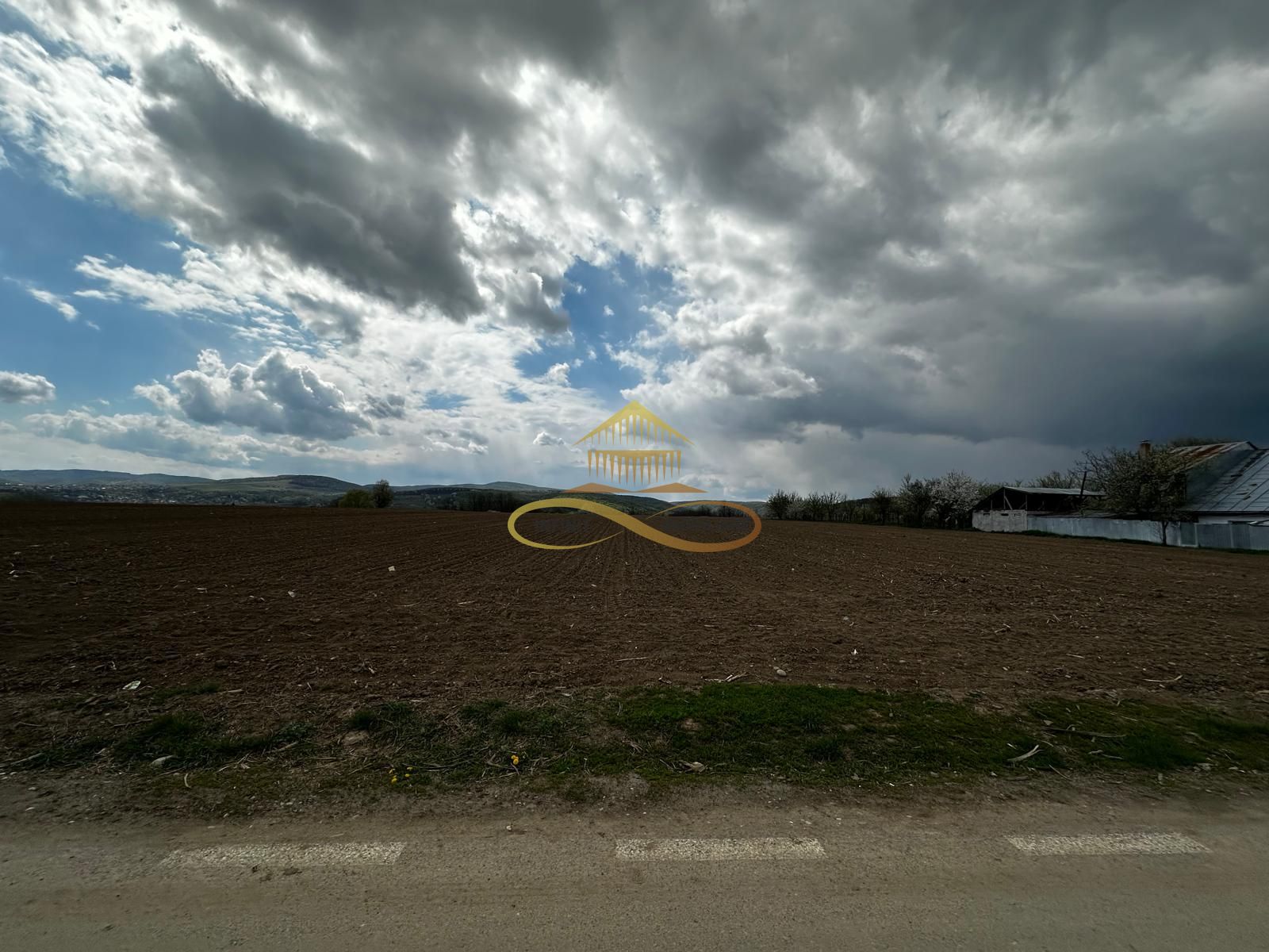 De vanzare doua loturi de teren in Fantanele-Bacau — fotografia 6