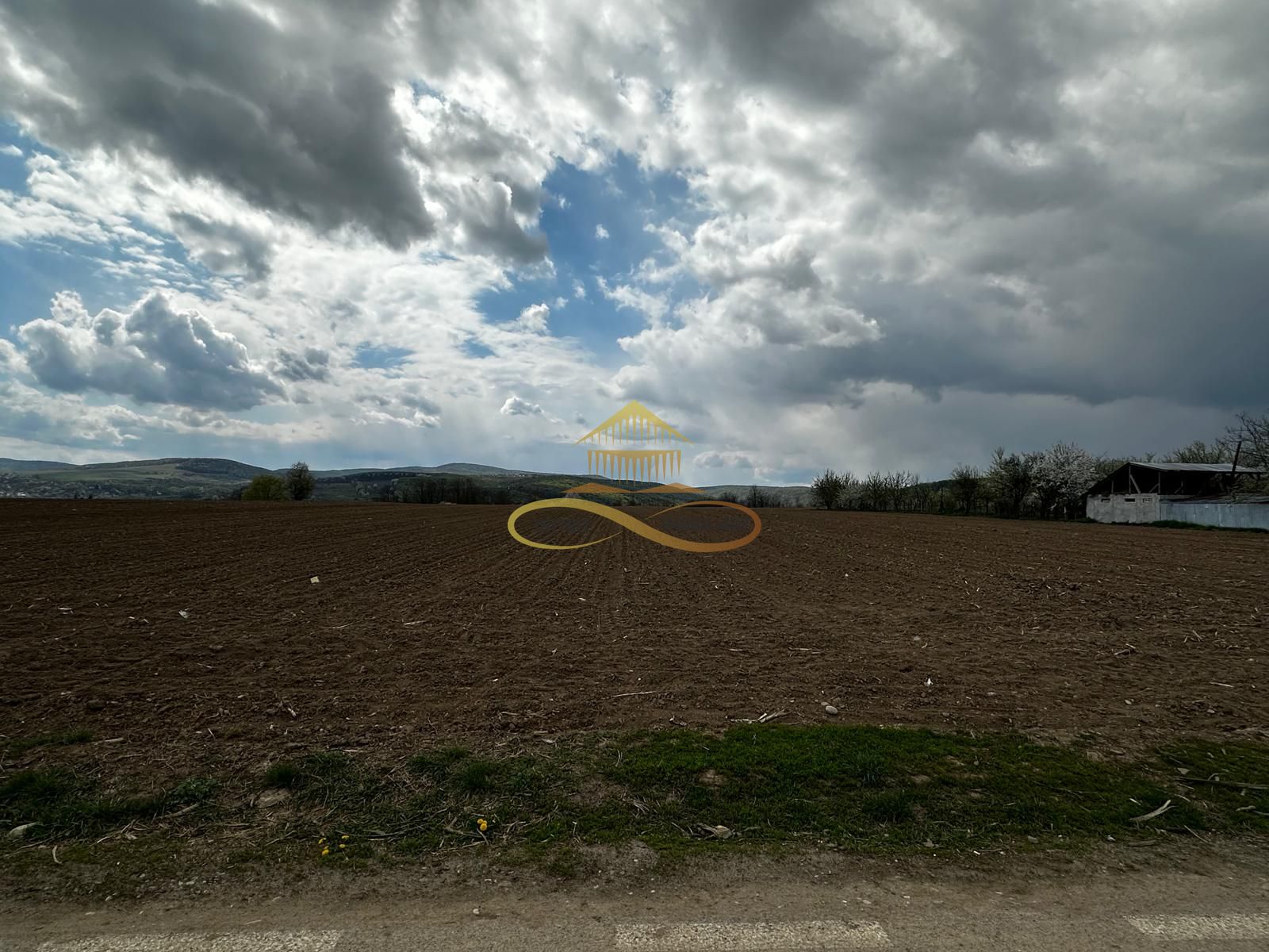 De vanzare doua loturi de teren in Fantanele-Bacau — fotografia 7