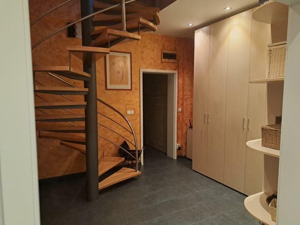Apartament duplex cu sauna Marriott/ Uranus/ Catedrala Neamului/ Sabinelor — fotografia 3