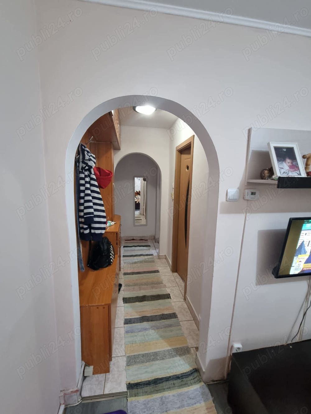 De vanzare apartament cu 3 camere — fotografia 3