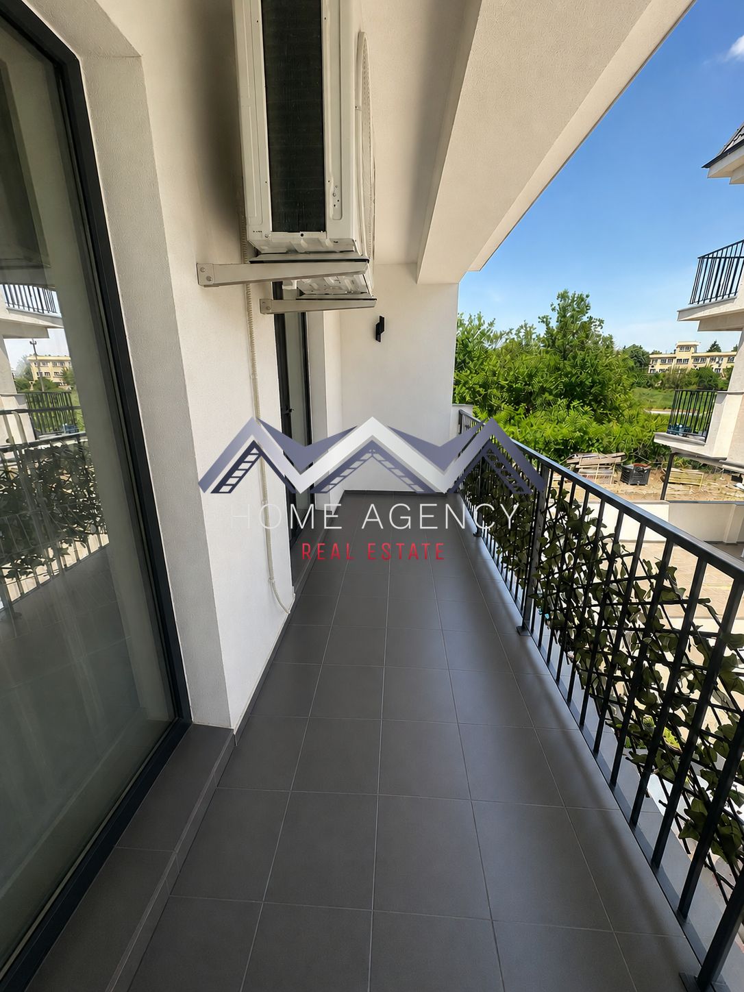 Apartament 3 camere | Otopeni central | mobilat, utilat | parcare subterană — fotografia 4