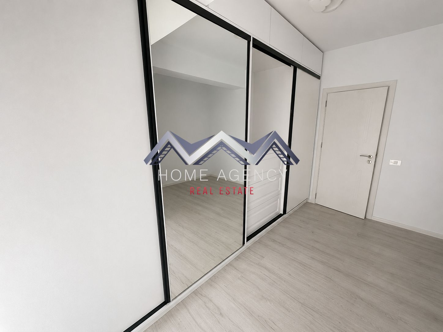 Apartament 3 camere | Otopeni central | mobilat, utilat | parcare subterană — fotografia 8