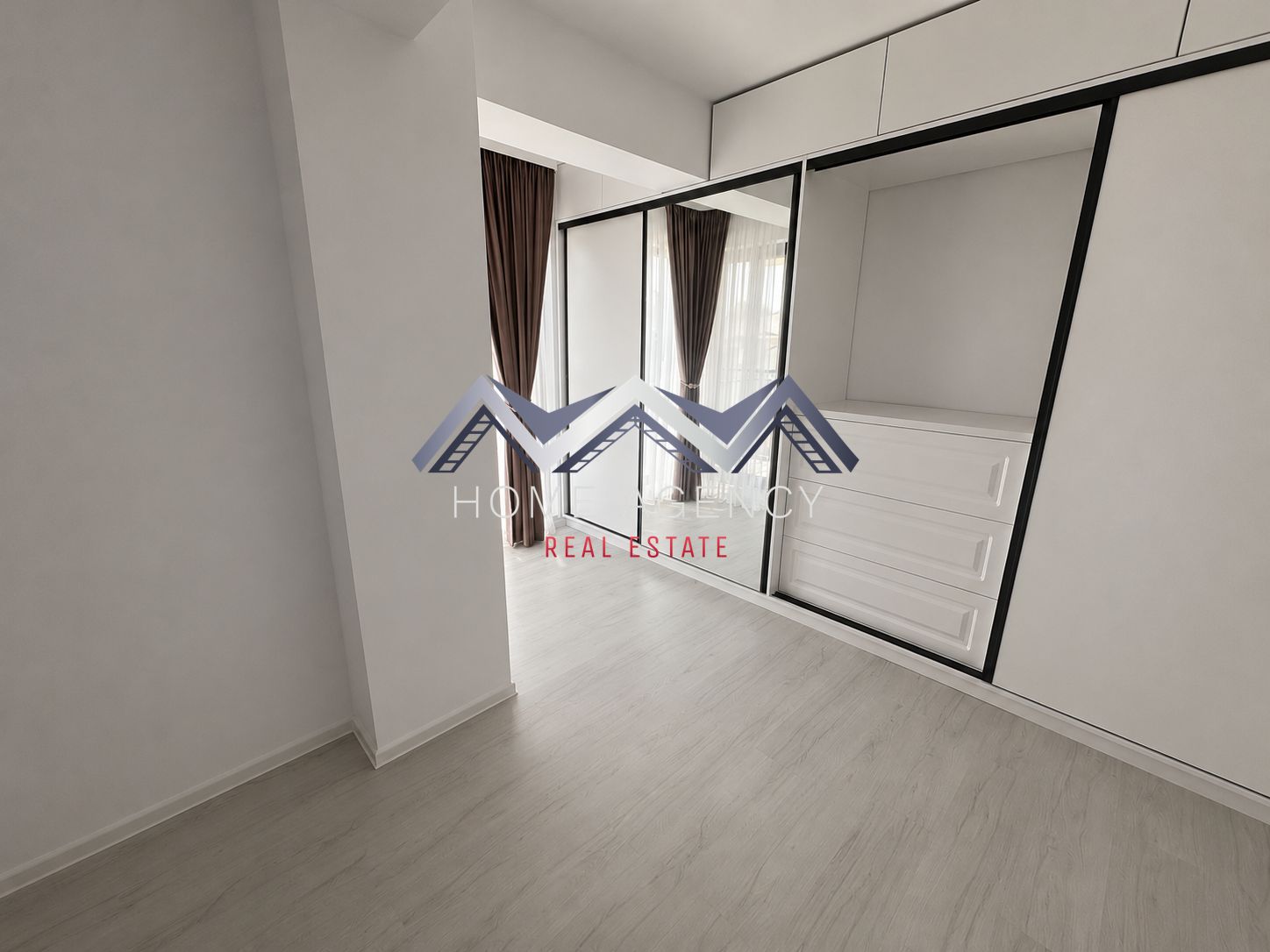 Apartament 3 camere | Otopeni central | mobilat, utilat | parcare subterană — fotografia 9
