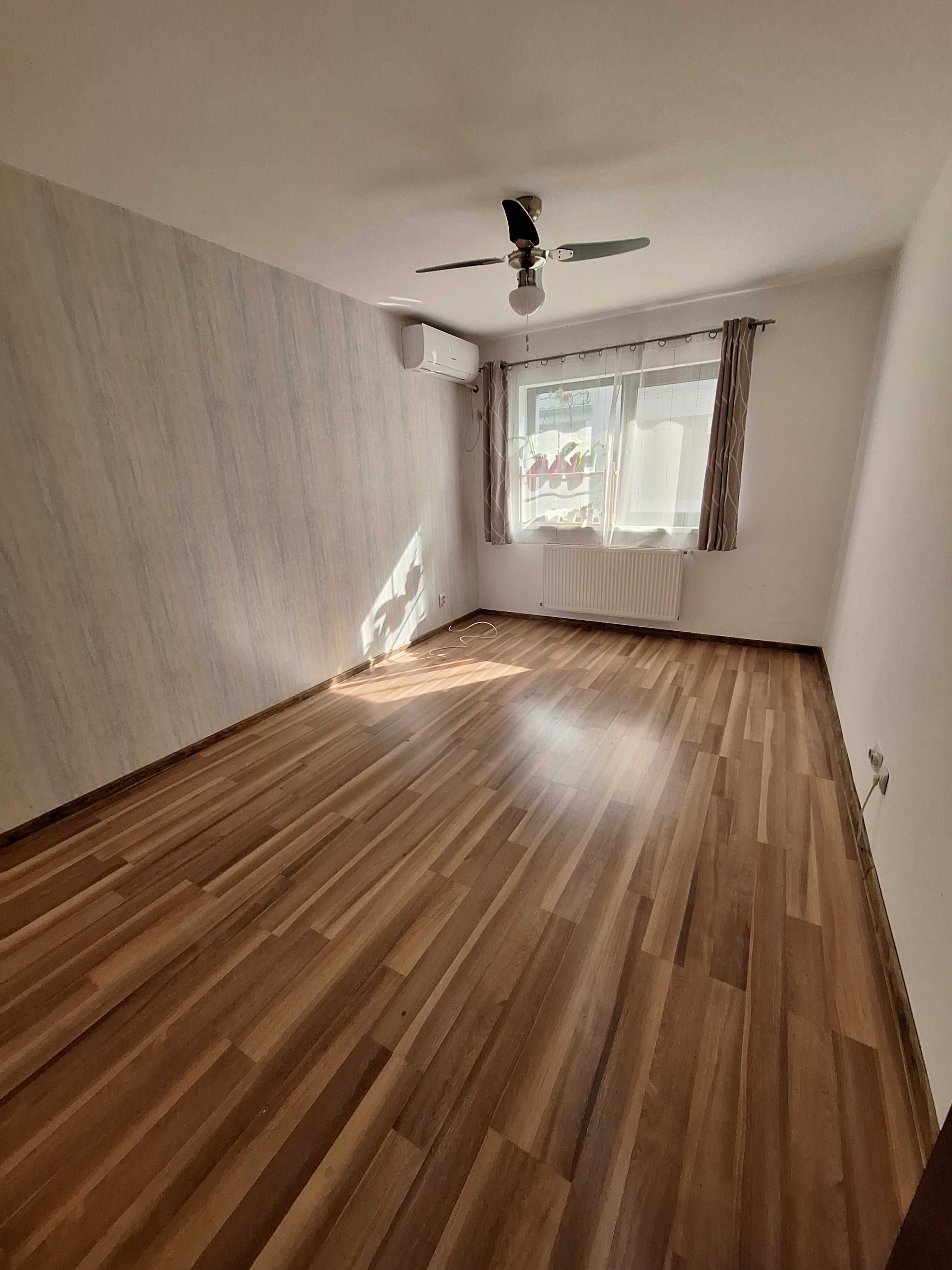 Casa de vanzare Aparatorii Patriei — fotografia 3