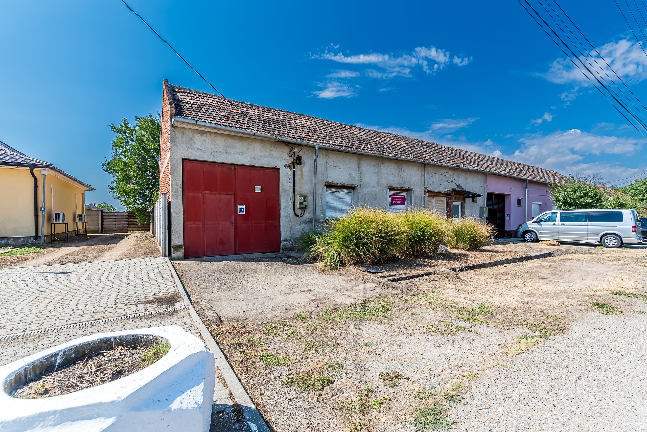 REZERVAT! Gospodărie cu teren de 1.345 mp în Galșa-Șiria — fotografia 2