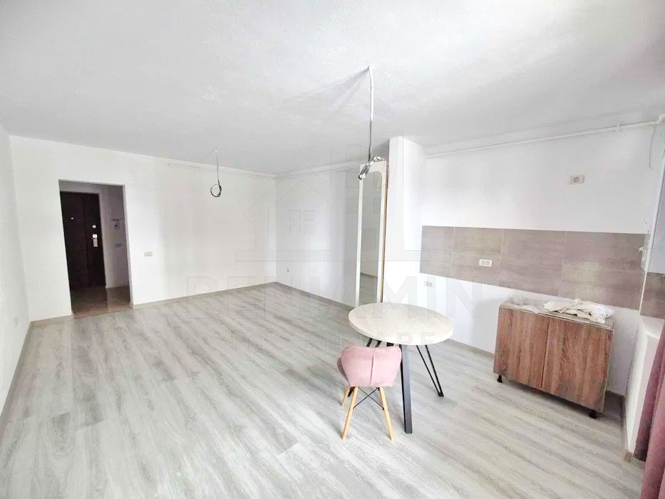 Garsoniera-noua-33-mp-utili-balcon-parter-CT-Incalzire-Pardoseala — fotografia 3