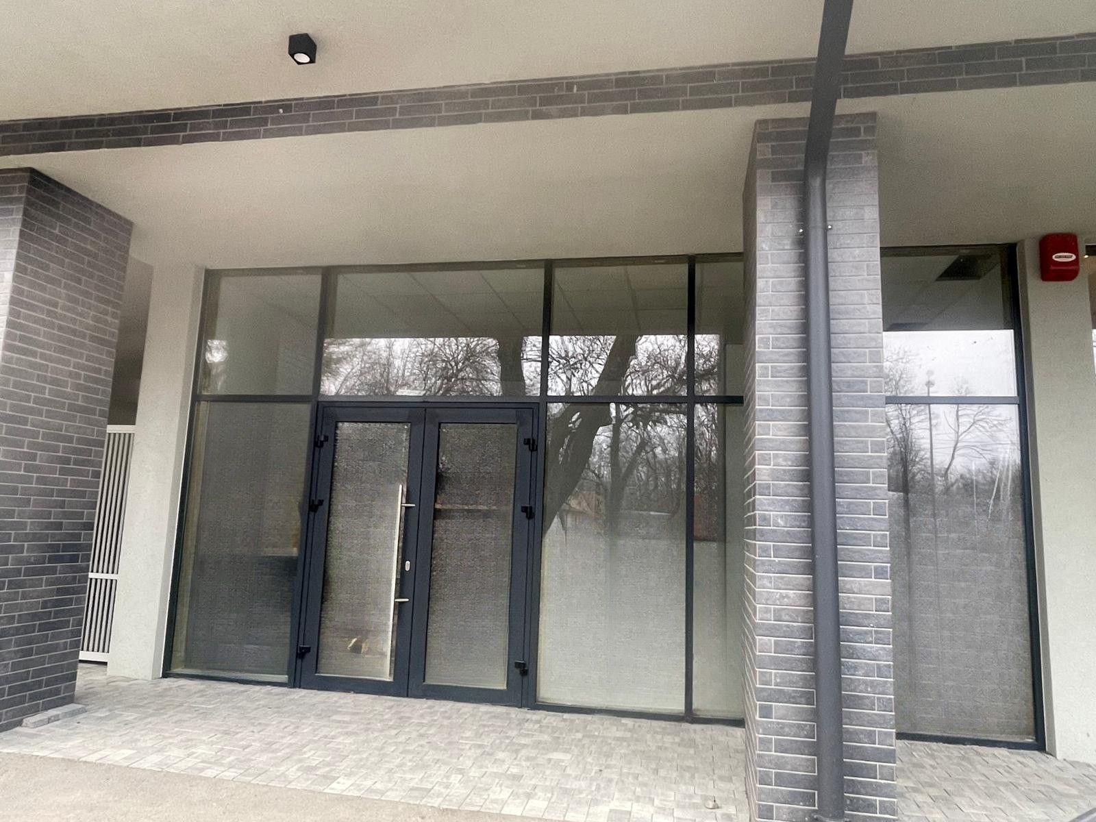 Spațiu comercial de închiriat – ultracentral , lângă Parcul Bratianu — fotografia 2