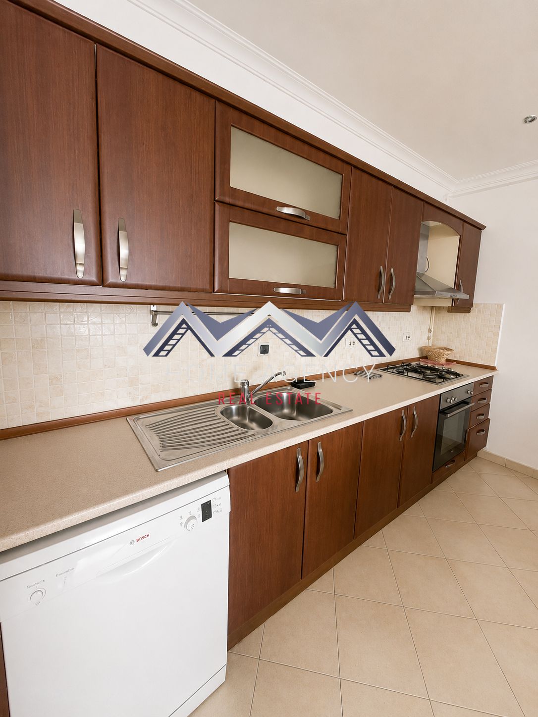 Apartament 3 camere Otopeni central | mobilat, utilat | lângă piață — fotografia 4