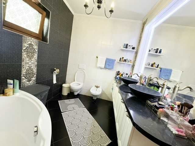 Vand casa D+P+1E+pod in Hlincea, 800m de Lidl Poitiers — fotografia 5