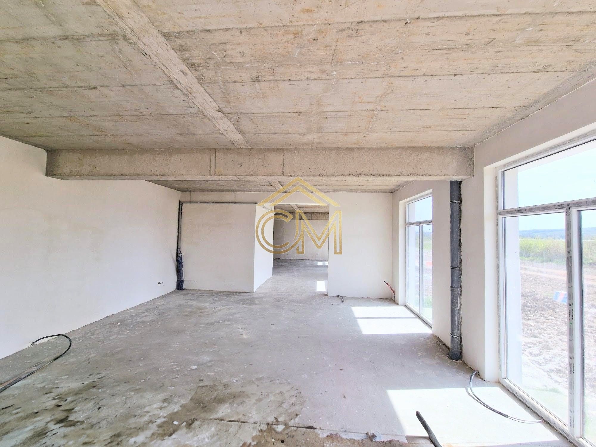 Spatiu Comercial-160MP Construiti-Parter-6 Parcari — fotografia 6