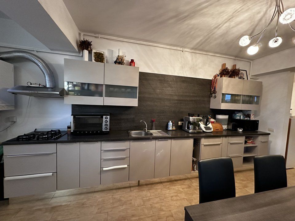 Apartament Damaroaia 3 camere 101 utili parcare subteran+Boxa Direct Proprietar — fotografia 5