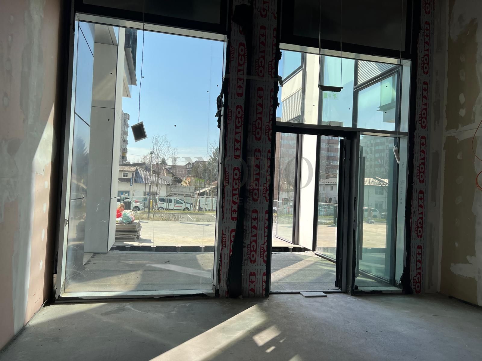 Spațiu Comercial Premium în One Cotroceni | 71 mp + Terasă 43 mp — fotografia 3