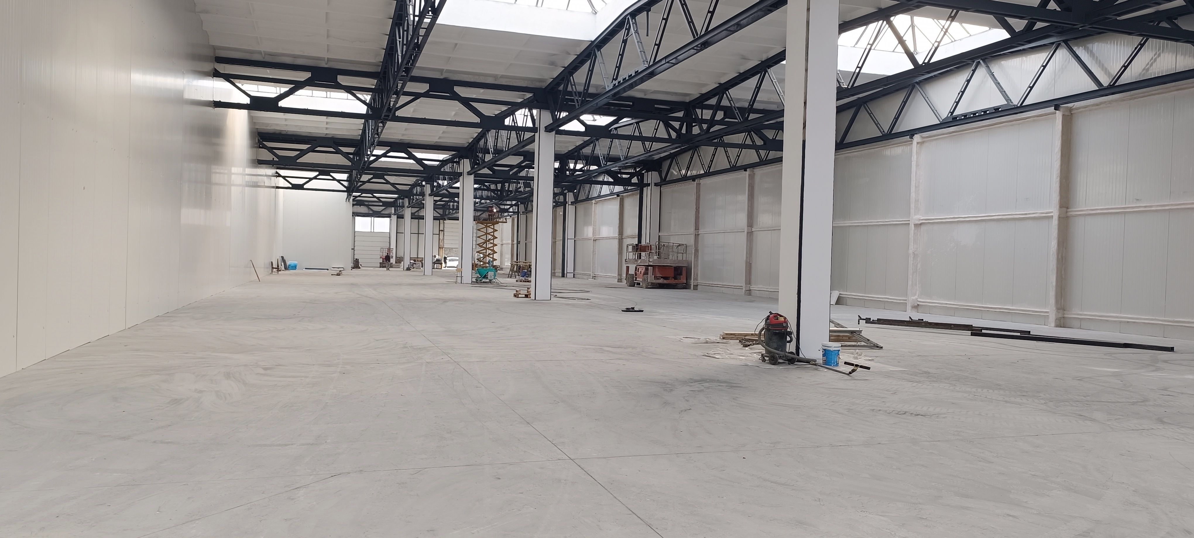 Hala industriala renovata in Brasov-Astra