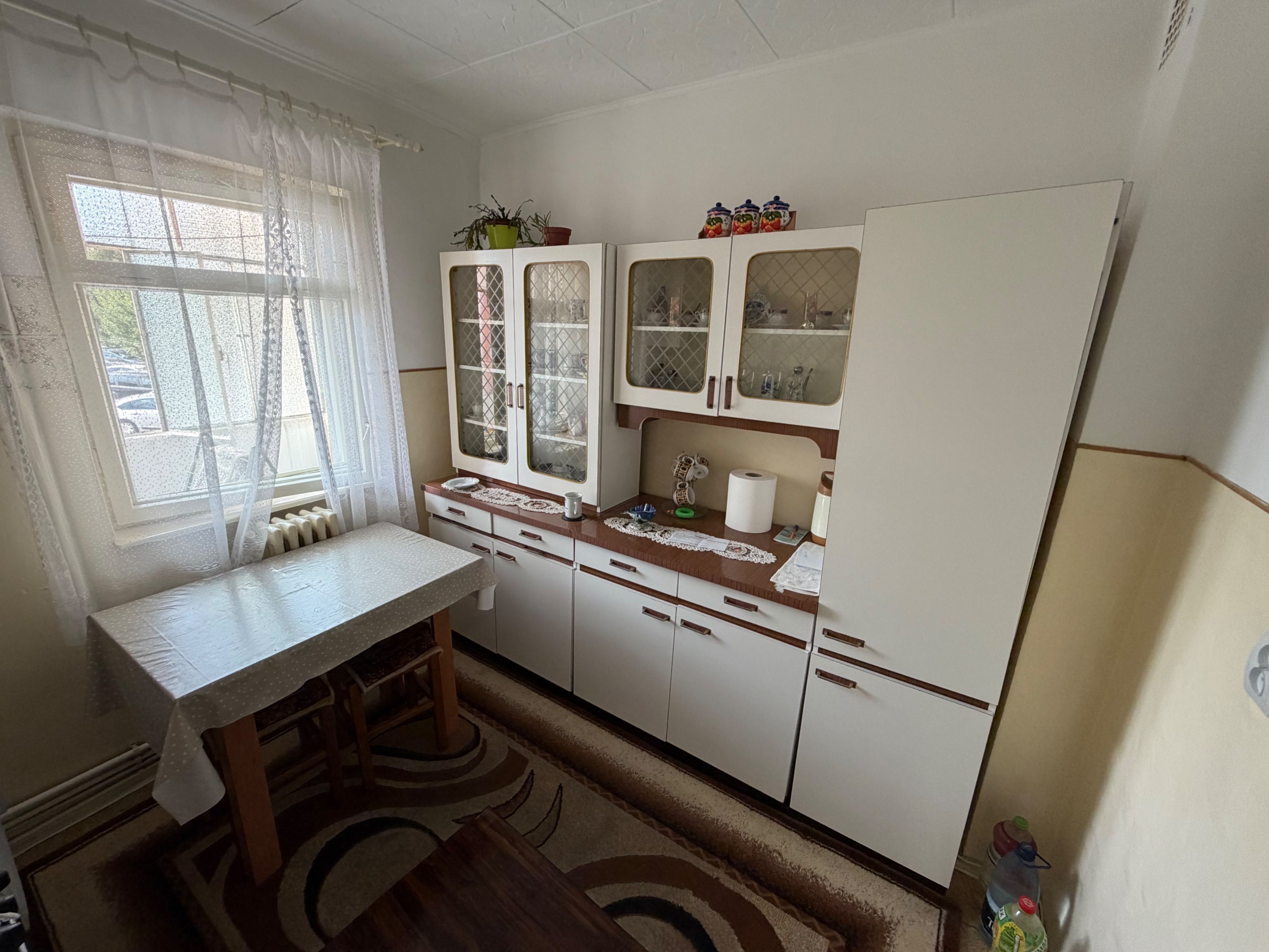 Apartament 2 camere, etaj 1 - zona Cetate — fotografia 6