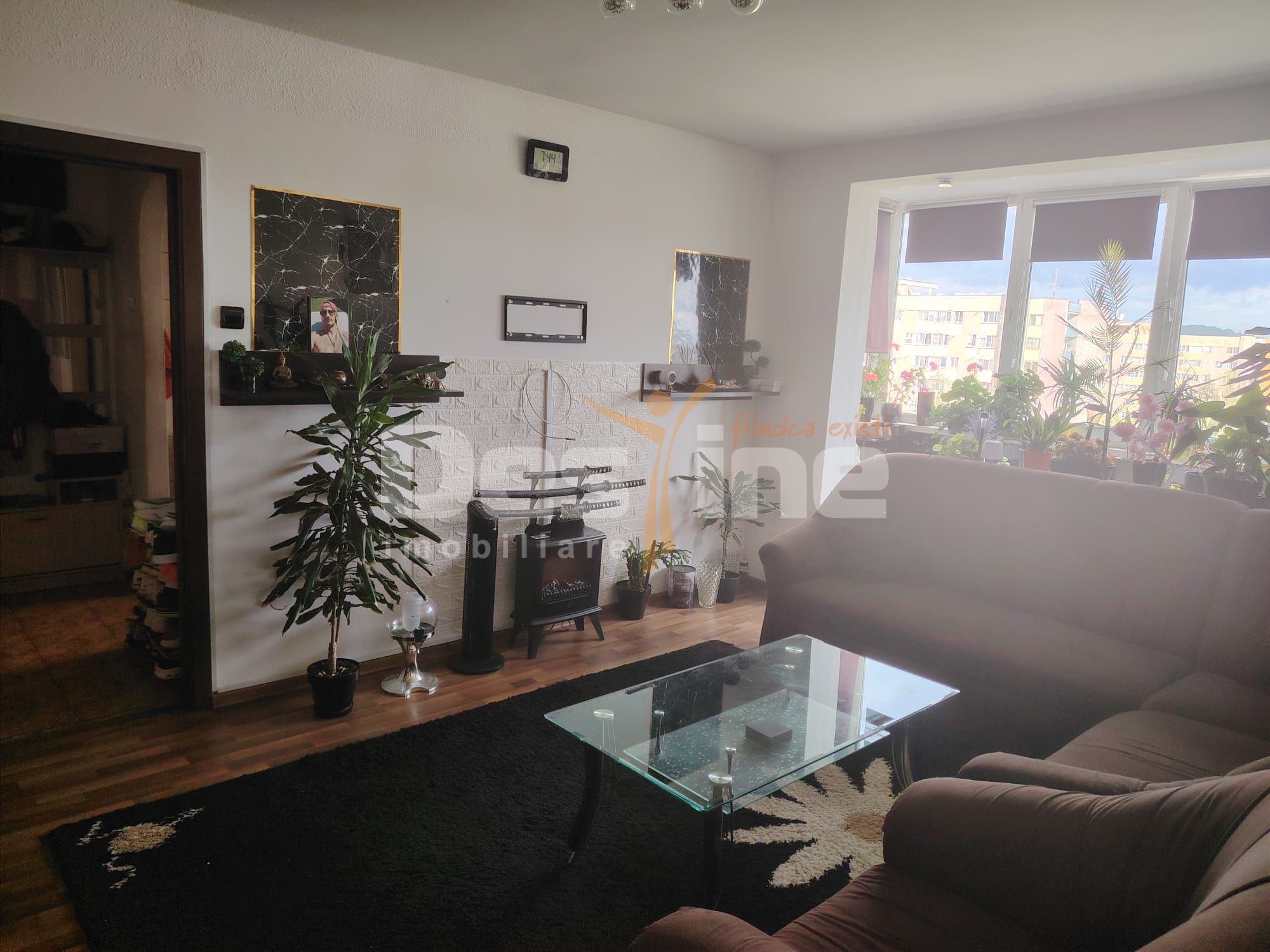 Apartament 2 camere la etaj intermediar, loc de parcare inlcus,  Astra — fotografia 3