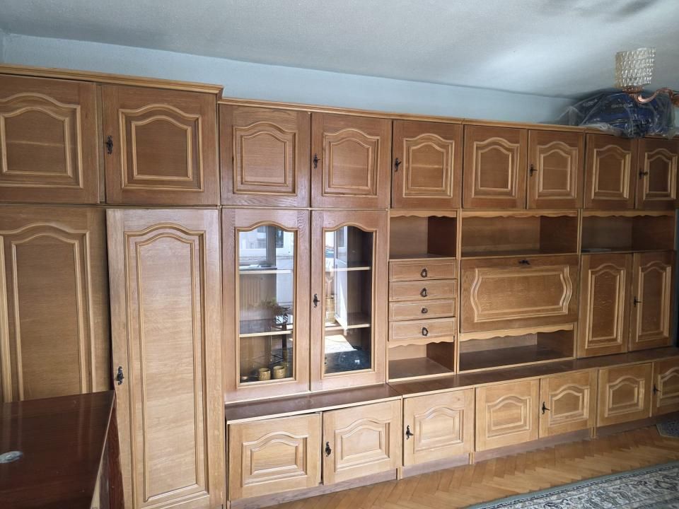 Apartament 2 camere, 2 balcoane, etaj intermediar, Bistrița