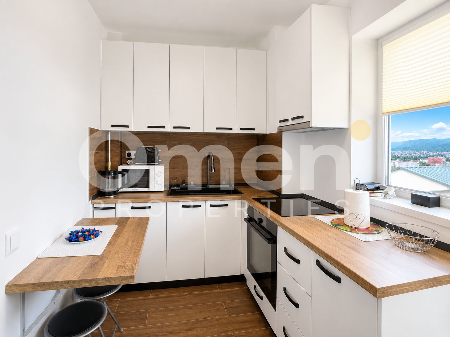 Apartament 2 camere | 1 baie | 2 locuri de parcare | Lângă ASSOC