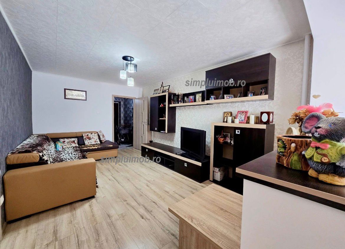 Mobilat utilat 3 camere Colentina