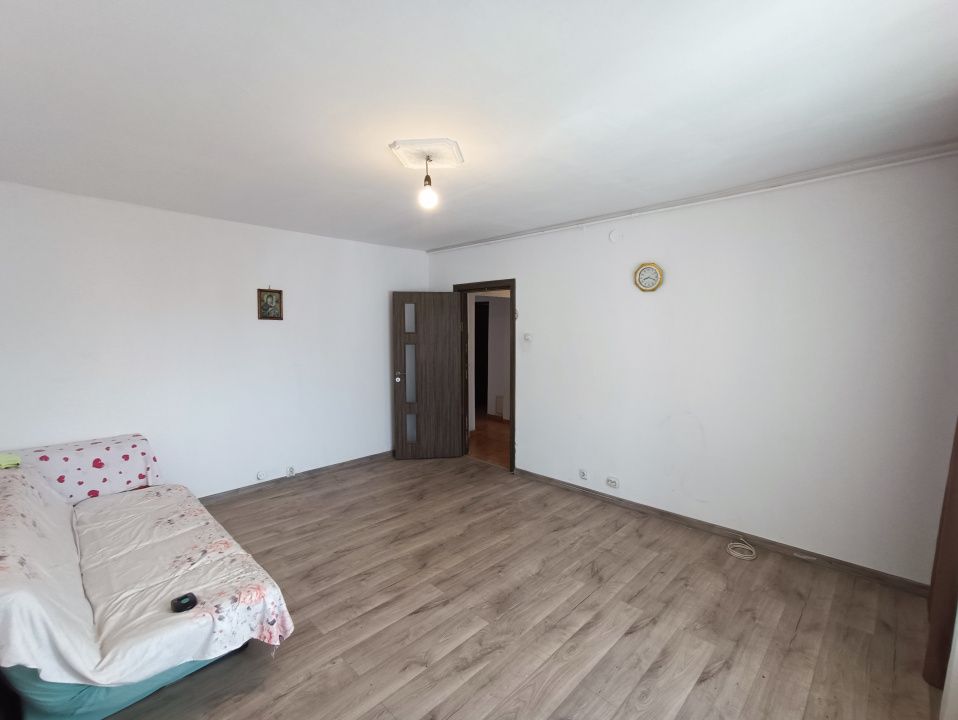 Apartament 3 camere, decomandat, langa Mall Vitan — fotografia 3