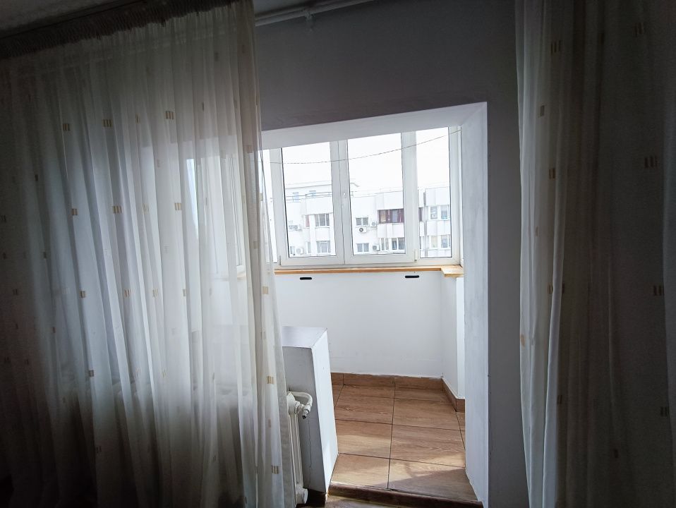 Apartament 3 camere, decomandat, langa Mall Vitan — fotografia 8