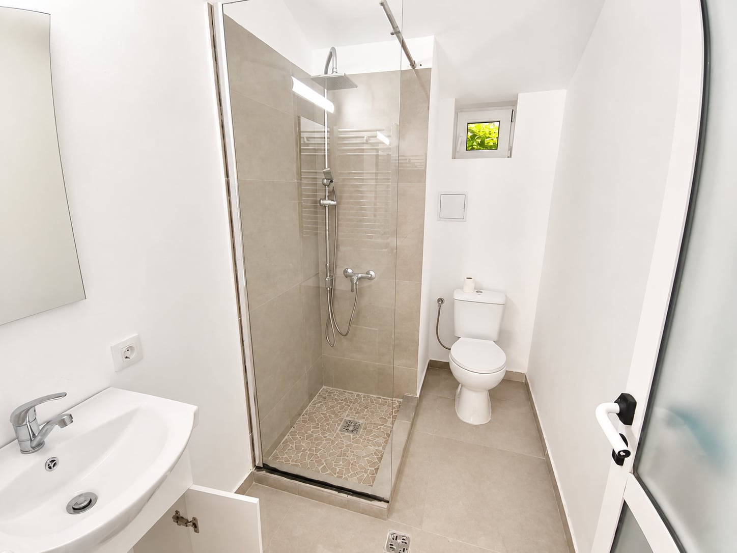 Garsonieră de vânzare, 30 mp, Zona Piața Centrală, curte privată/loc de parcare — fotografia 12