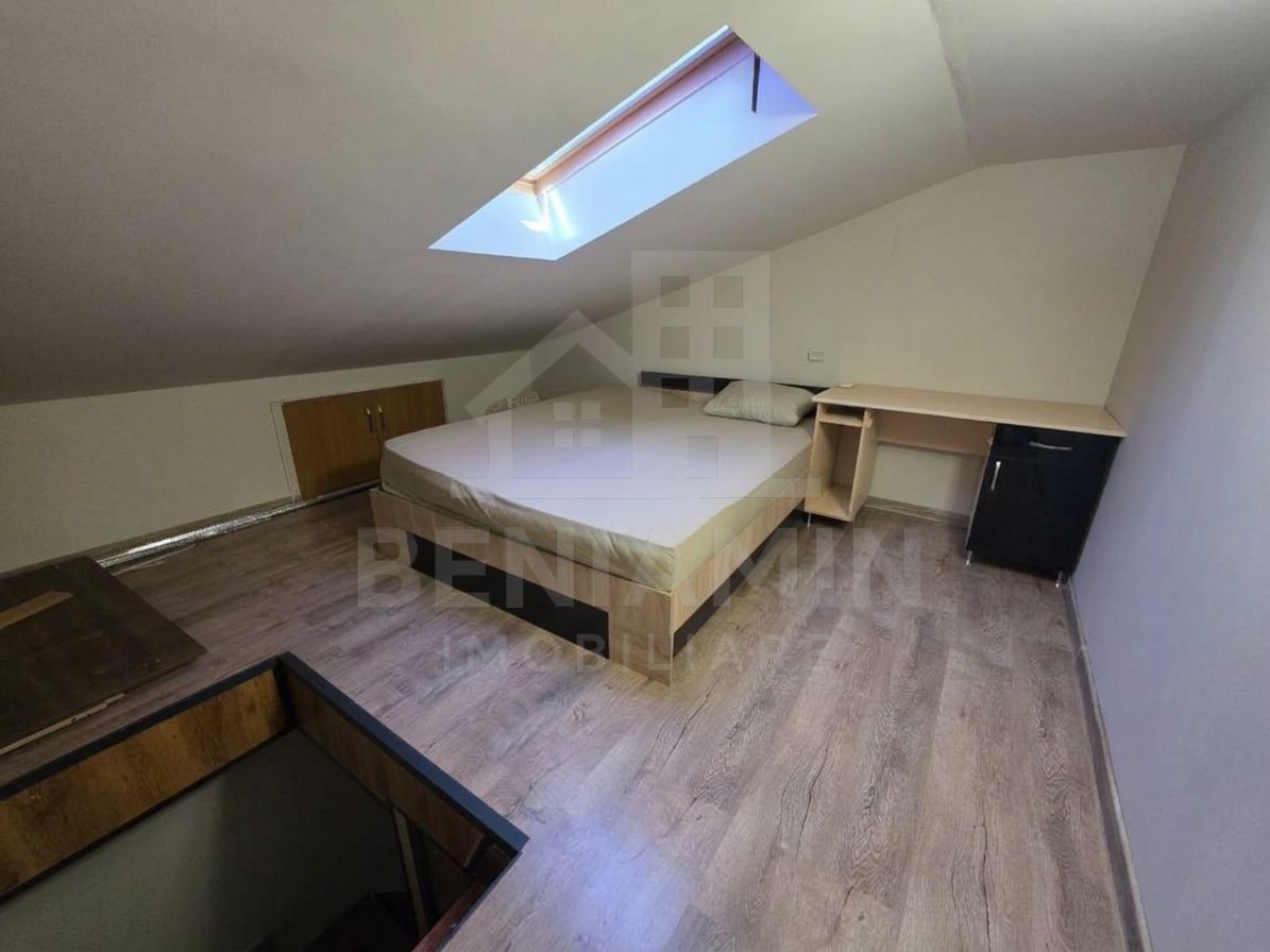 3 Camere- Noua- Renovat- Scara Interioara - centrala termica — fotografia 4