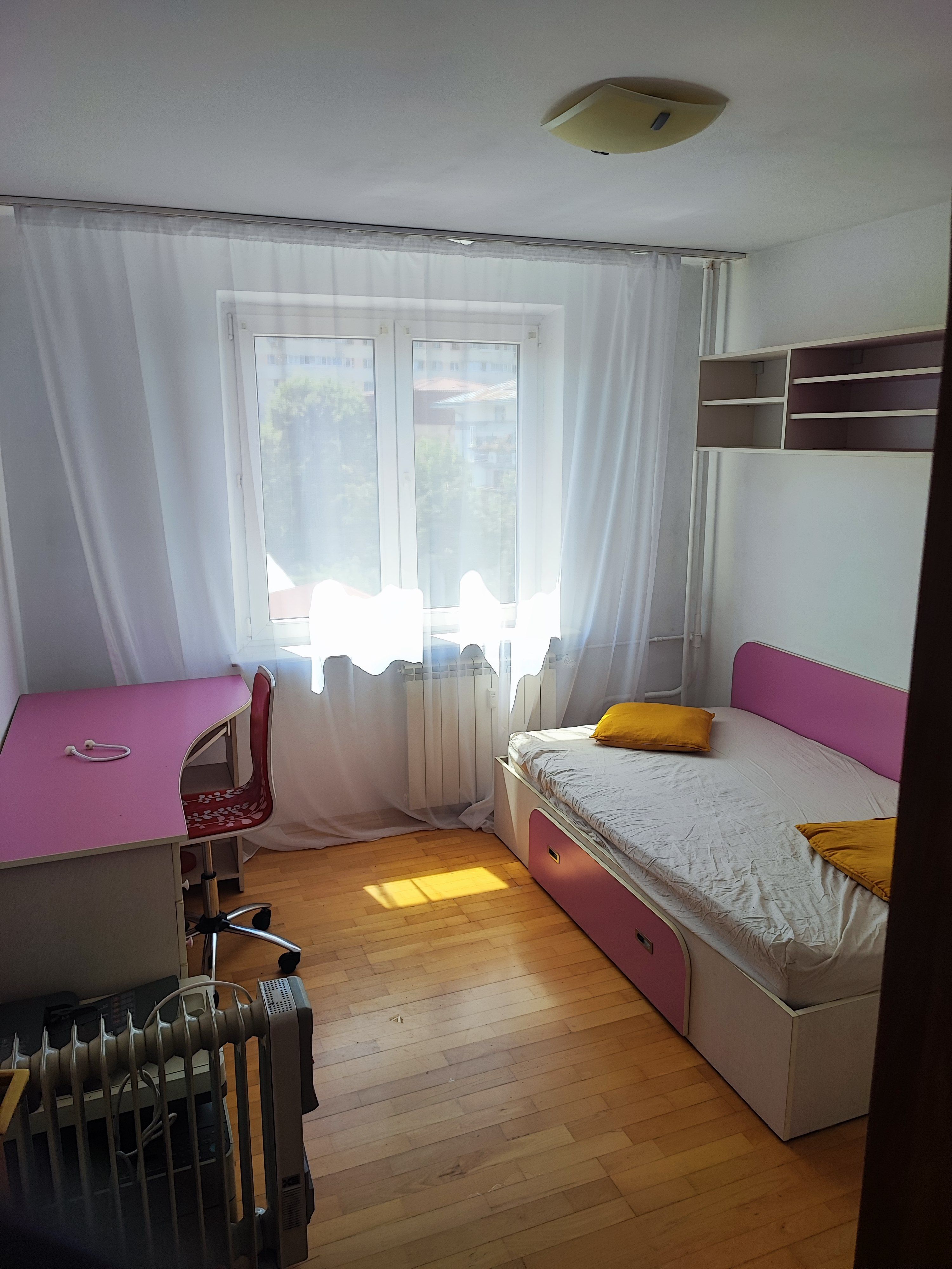 Inchiriez apartament 3 camere Elev Stefanescu - Iancului — fotografia 5