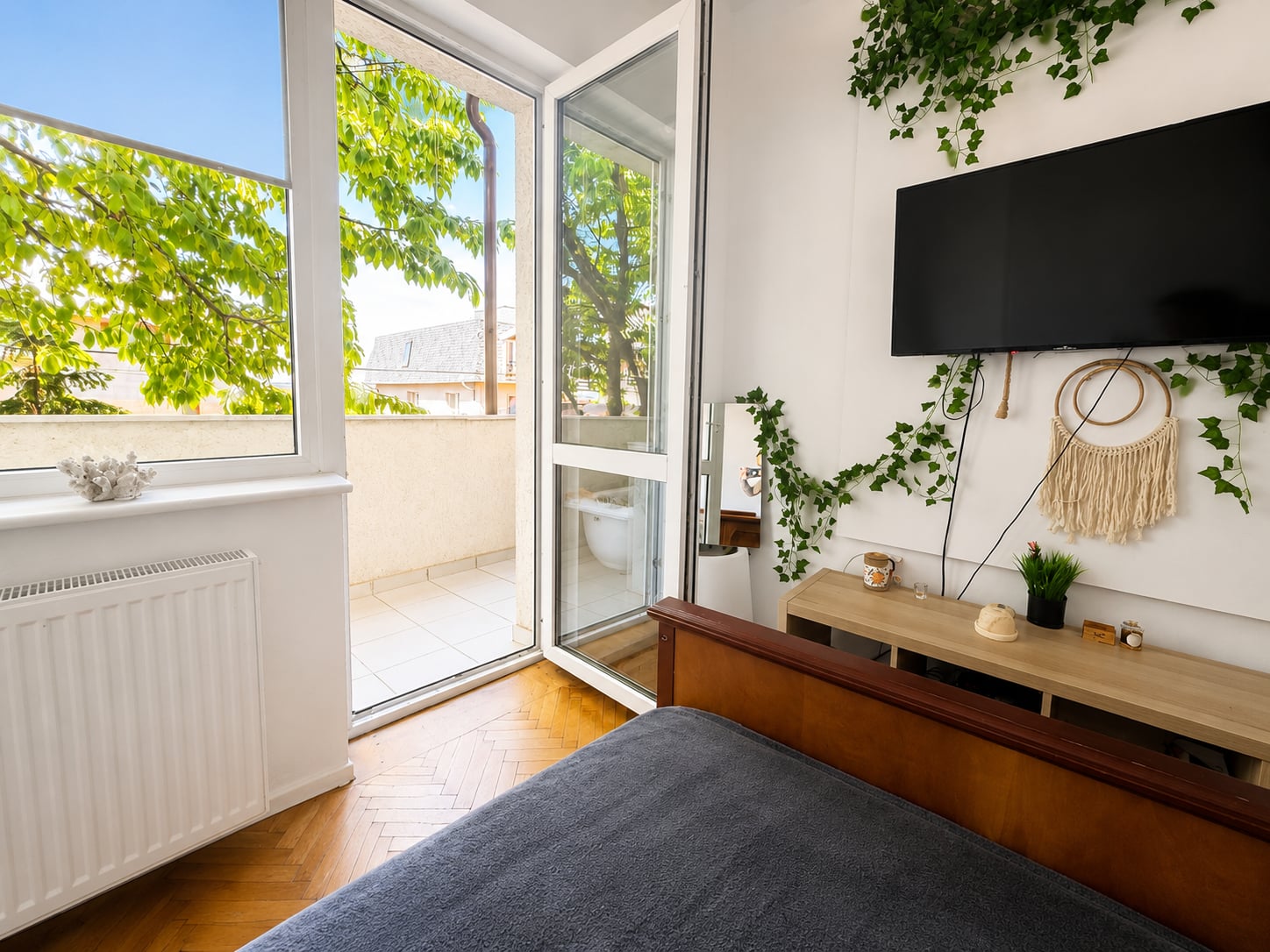 Apartament 4 camere în vilă – Zamca, str. Narciselor | Etaj 1, intrare separată — fotografia 4