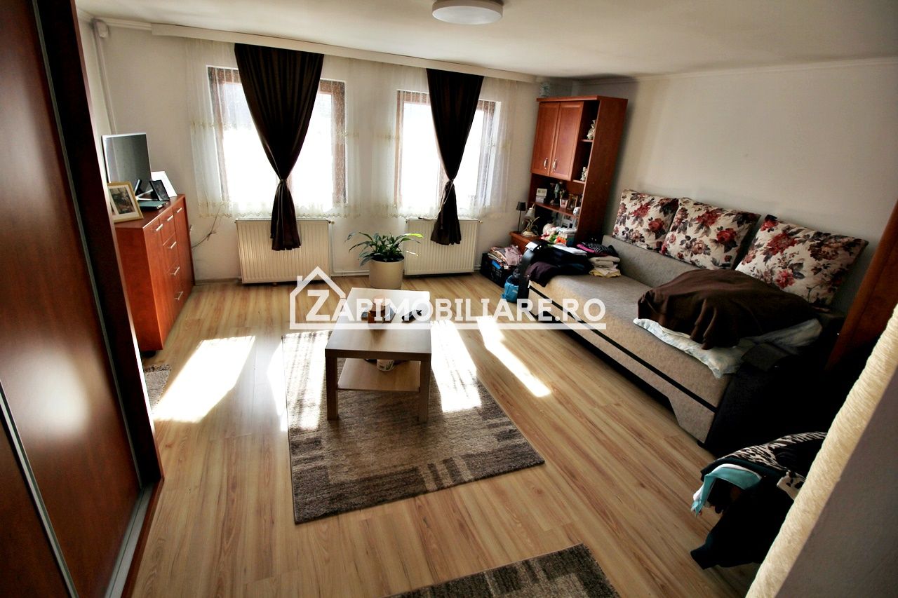 Casa 6 camere, 150mp.utili,527mp teren, zona semicentral — fotografia 4