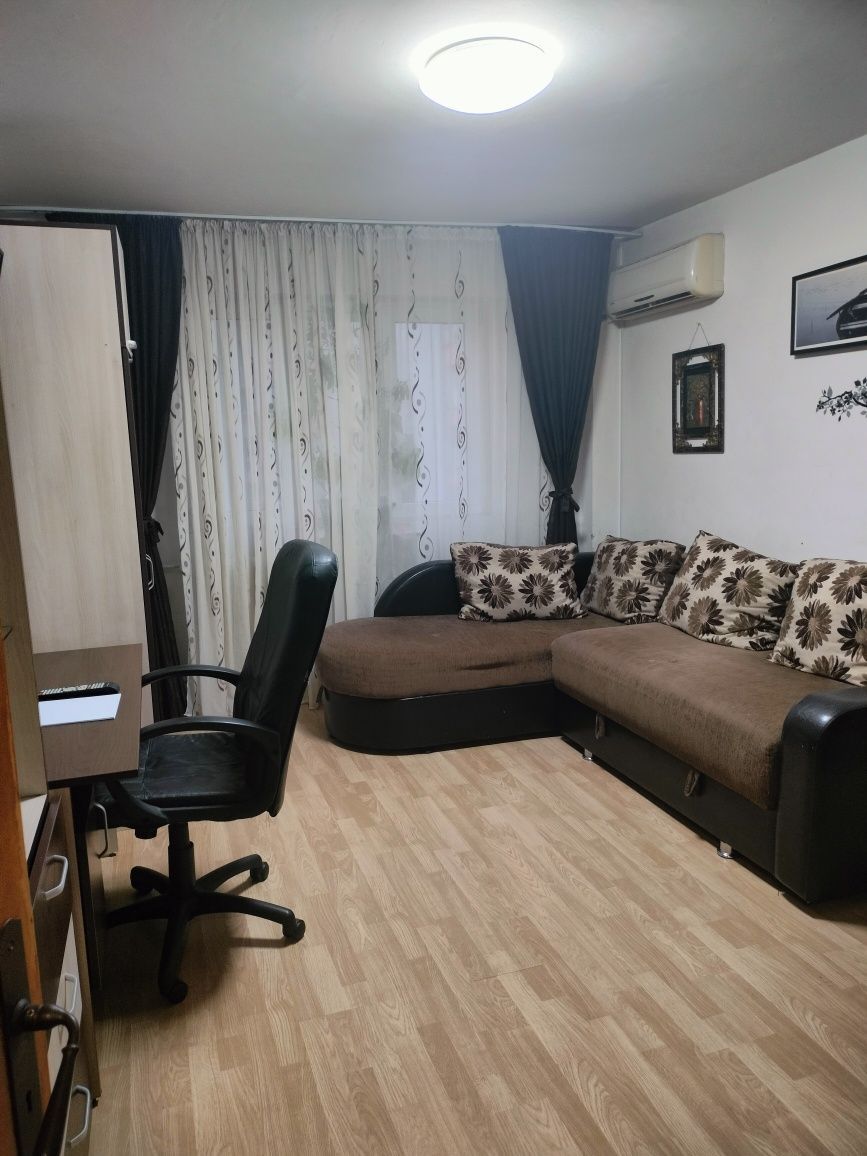 Proprietar închiriez apartament cu doua camere in zona Teiul Doamnei — fotografia 2
