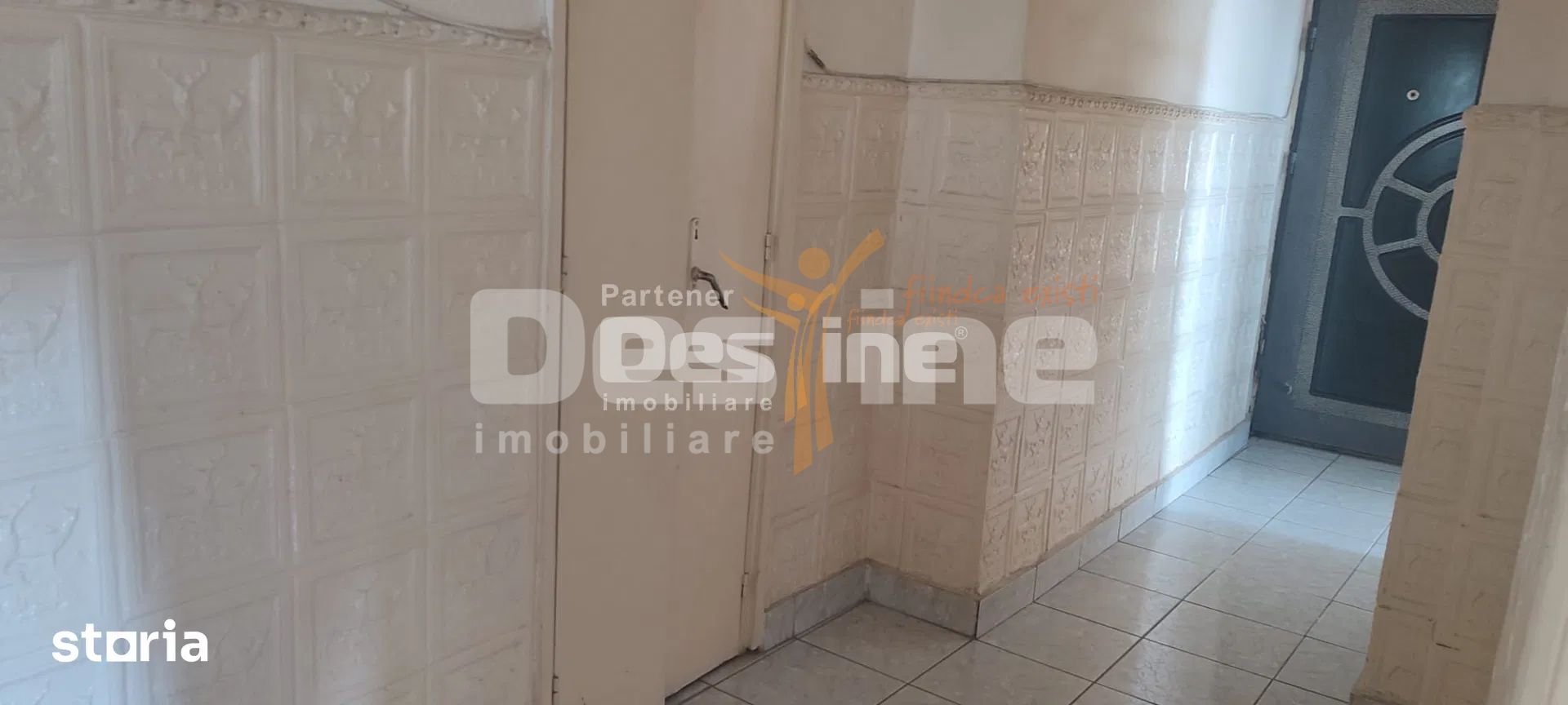 Apartament 3 camere, decomandat, etaj intermediar, zona Materna — fotografia 15