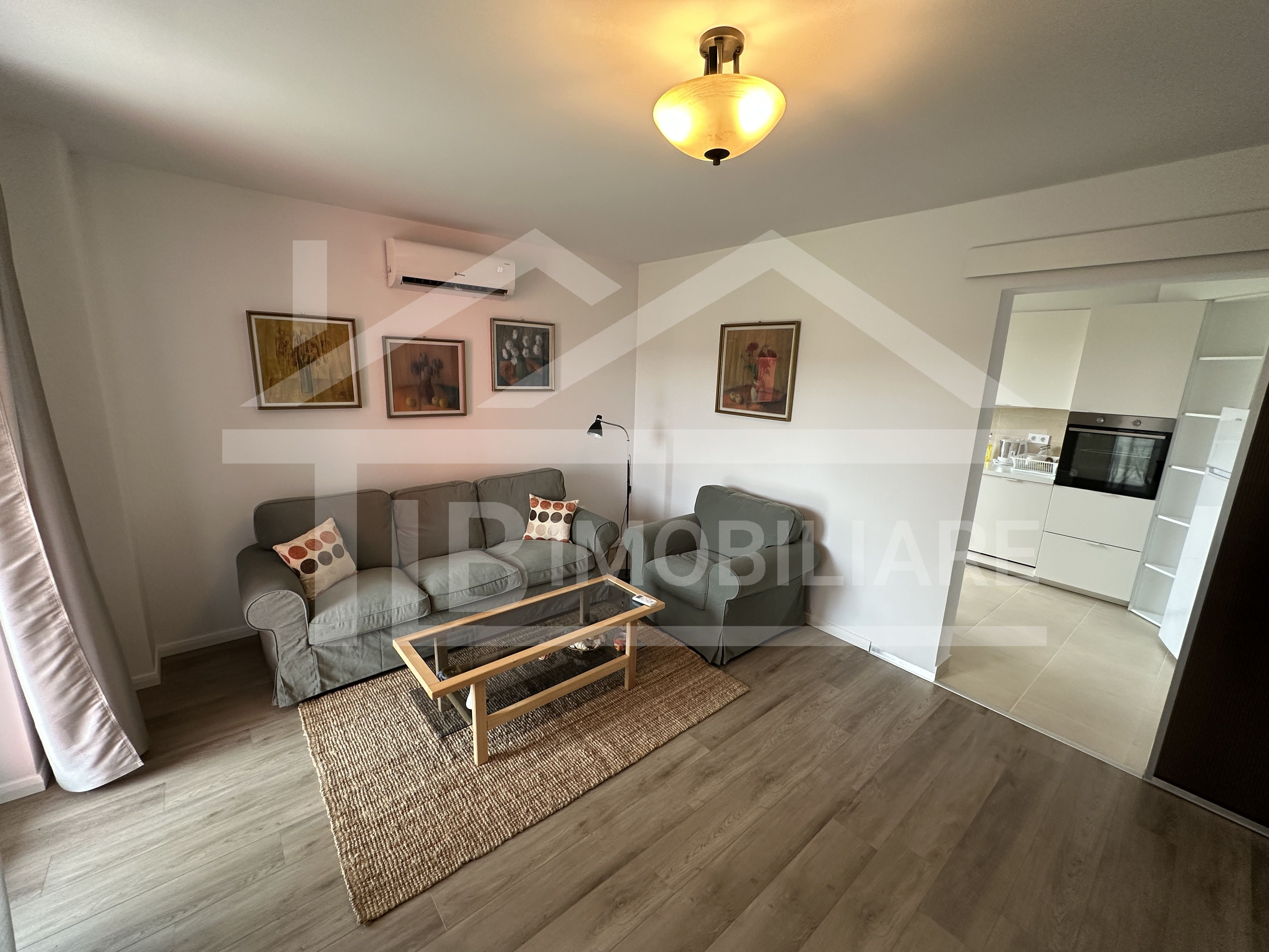 Apartament cu 2 camere, 60mp, parcare, Zona Green Residence