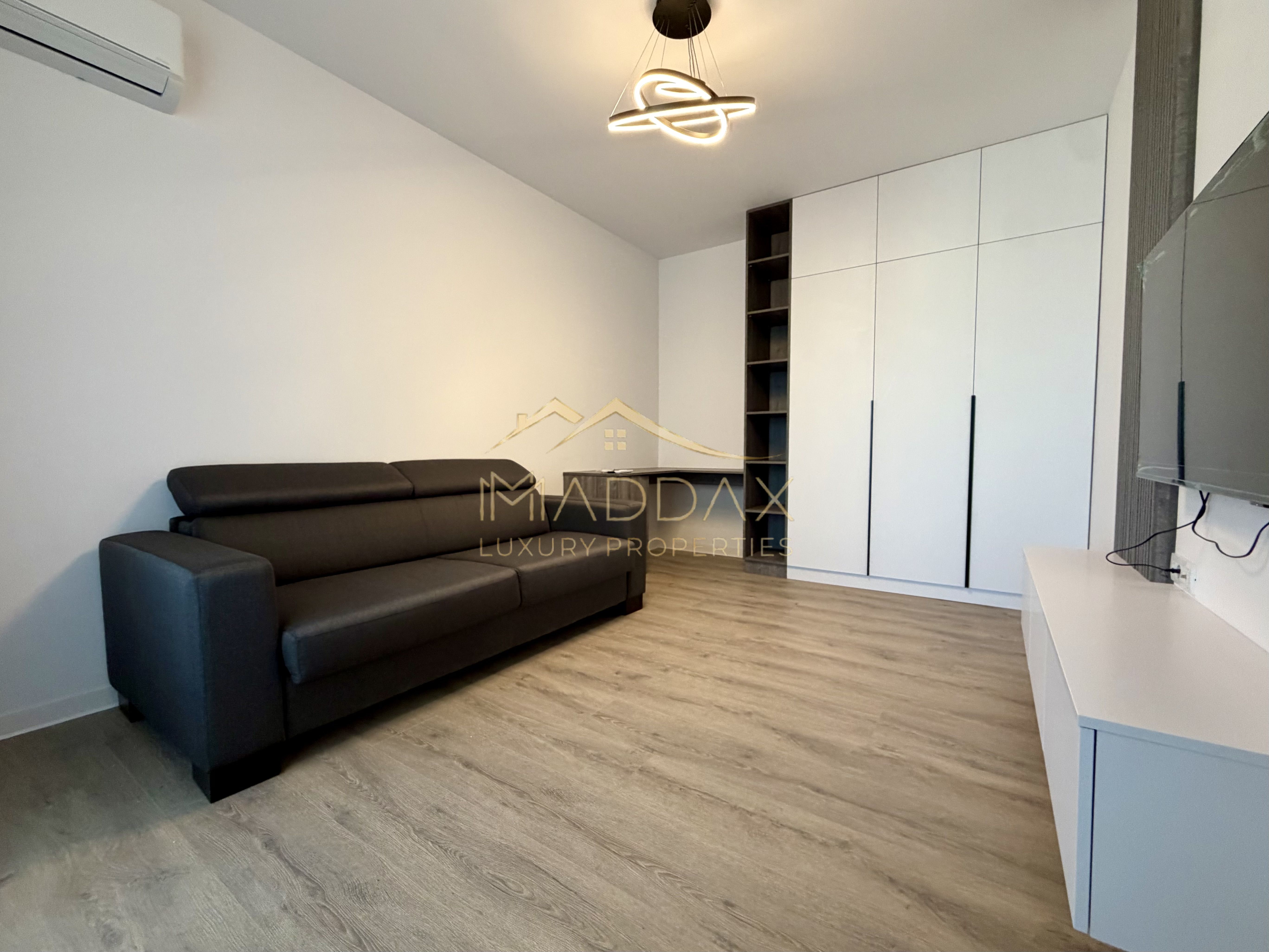 Studio NOU *mobilat & utilat complet* // Drumul Taberei — fotografia 7