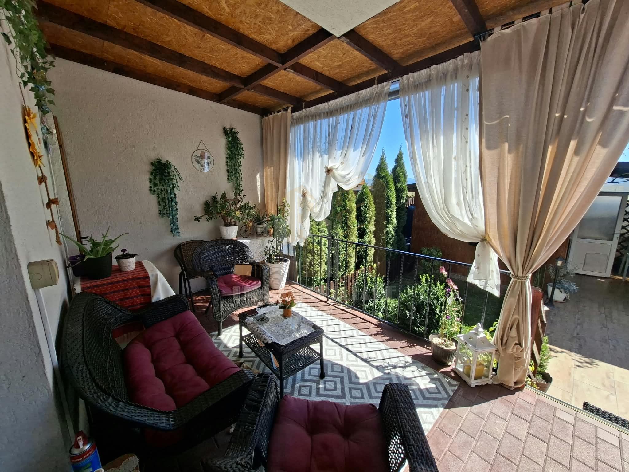 Casa insiruita Sanpetru strada Macesului Brasov — fotografia 12
