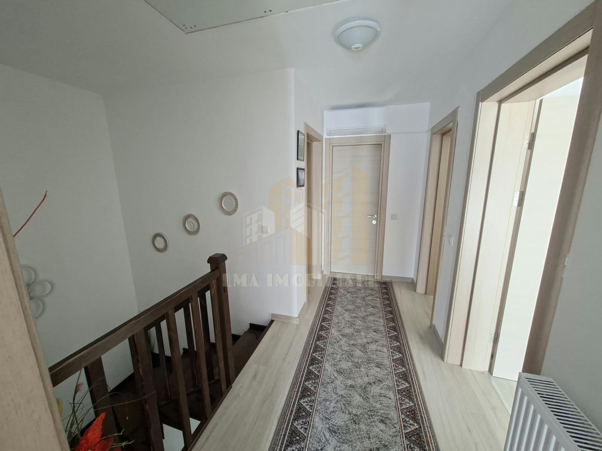 Casa insiruita Sanpetru strada Macesului Brasov — fotografia 17