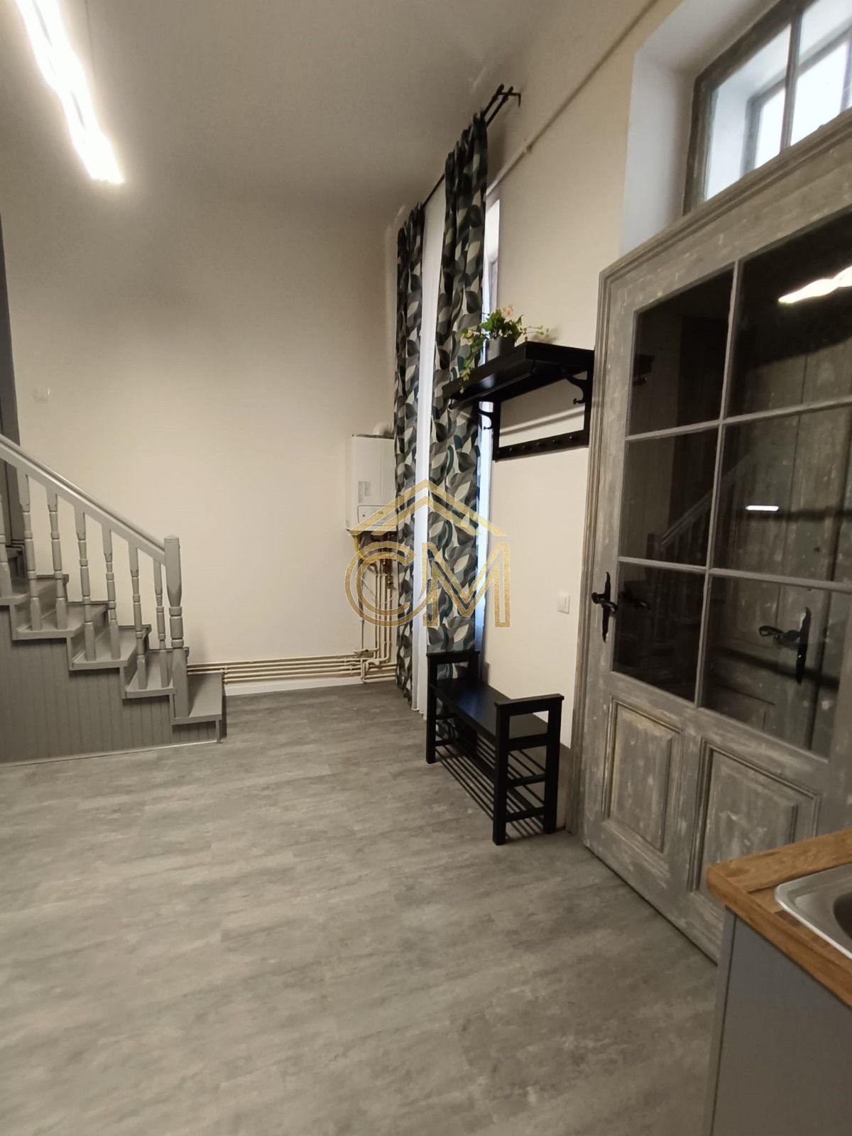 Apartament 4 Camere-Ultracentral-Etaj 1-Pivnita-82MPU — fotografia 4