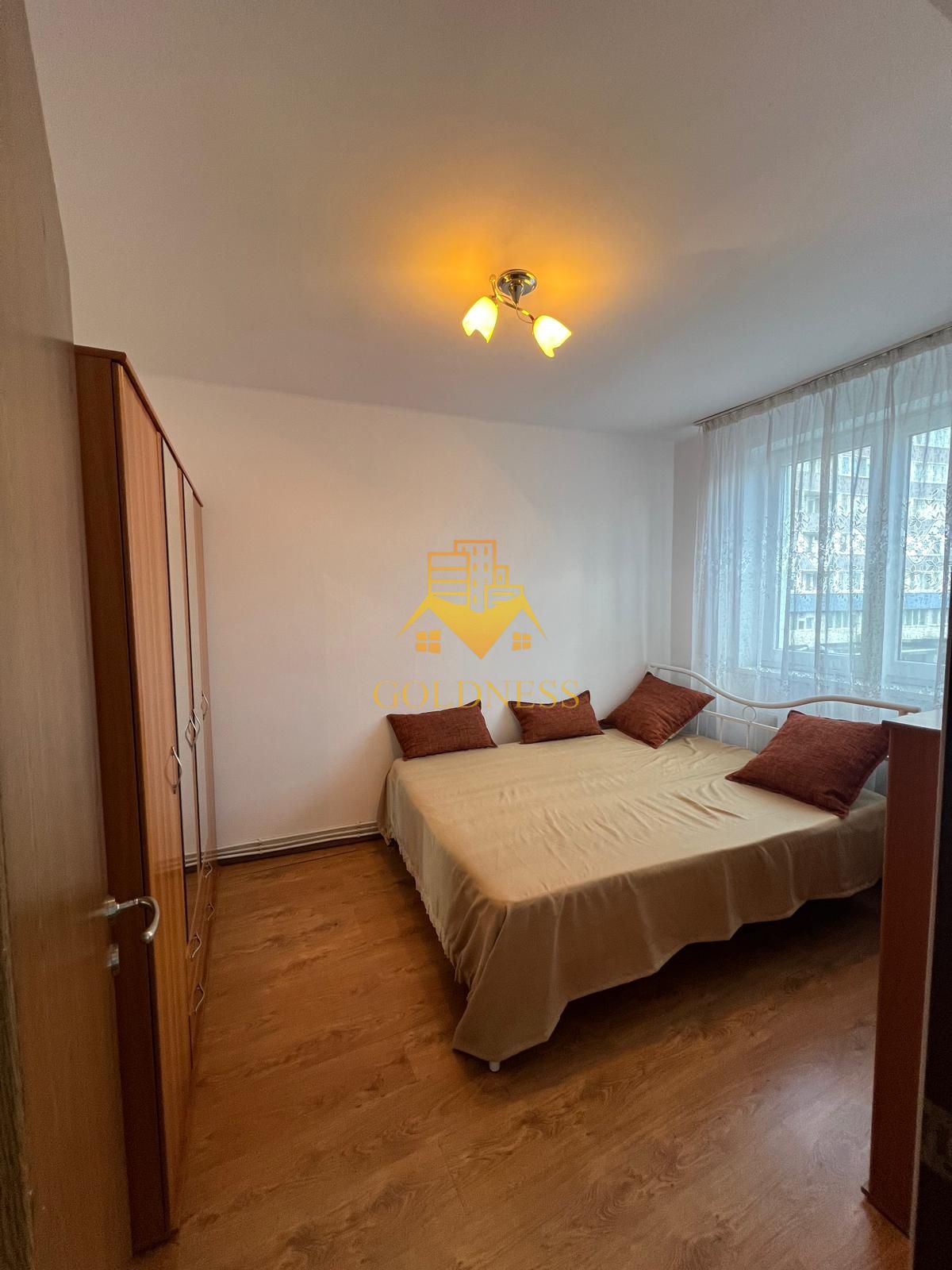 2 Camere decomandate, Central, M. Viteazul, Mc Donald s, Litere, Horea — fotografia 3