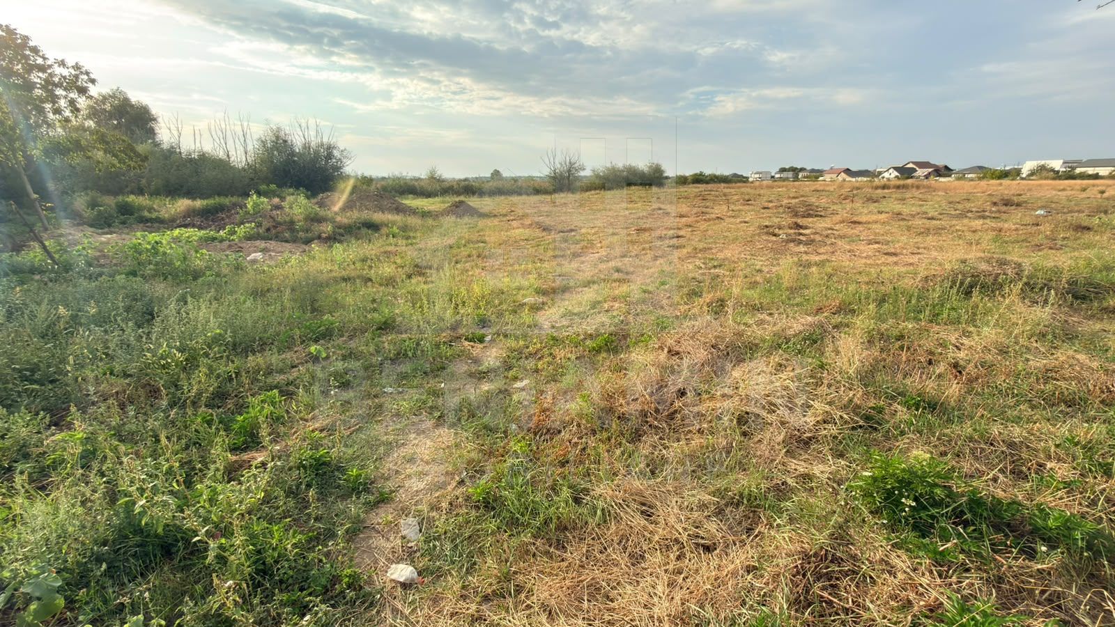 Teren de vanzare in Popoveni loturi de 550mp deschidere mare