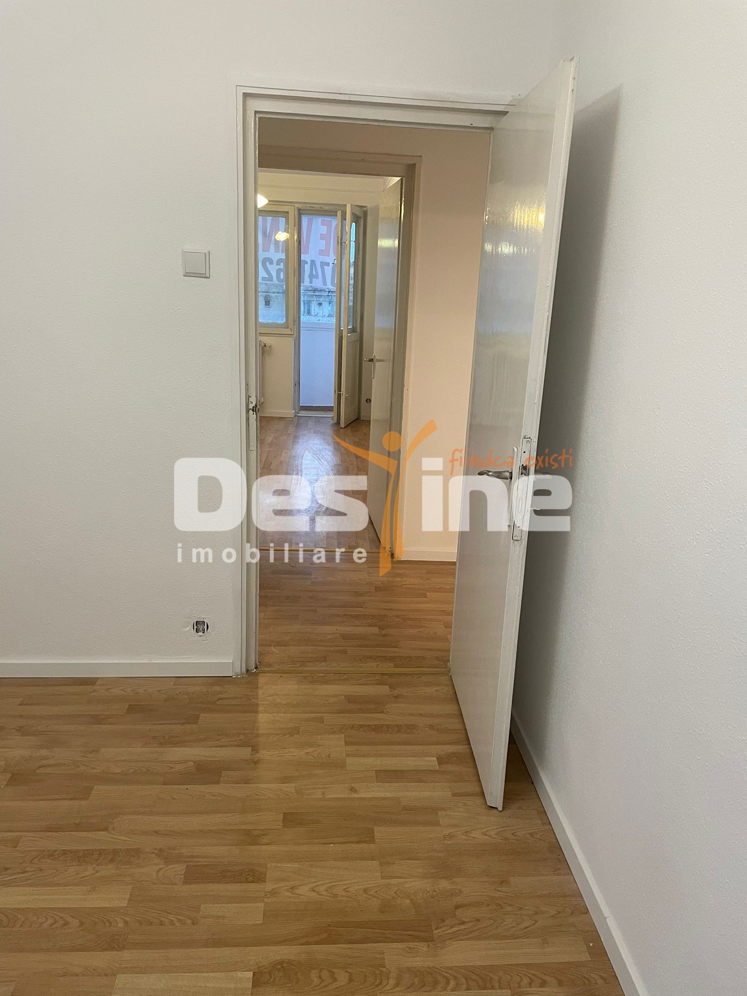Apartament 3 camere semidecomandat , Bd. 1 Mai ,Sector 6 , — fotografia 5