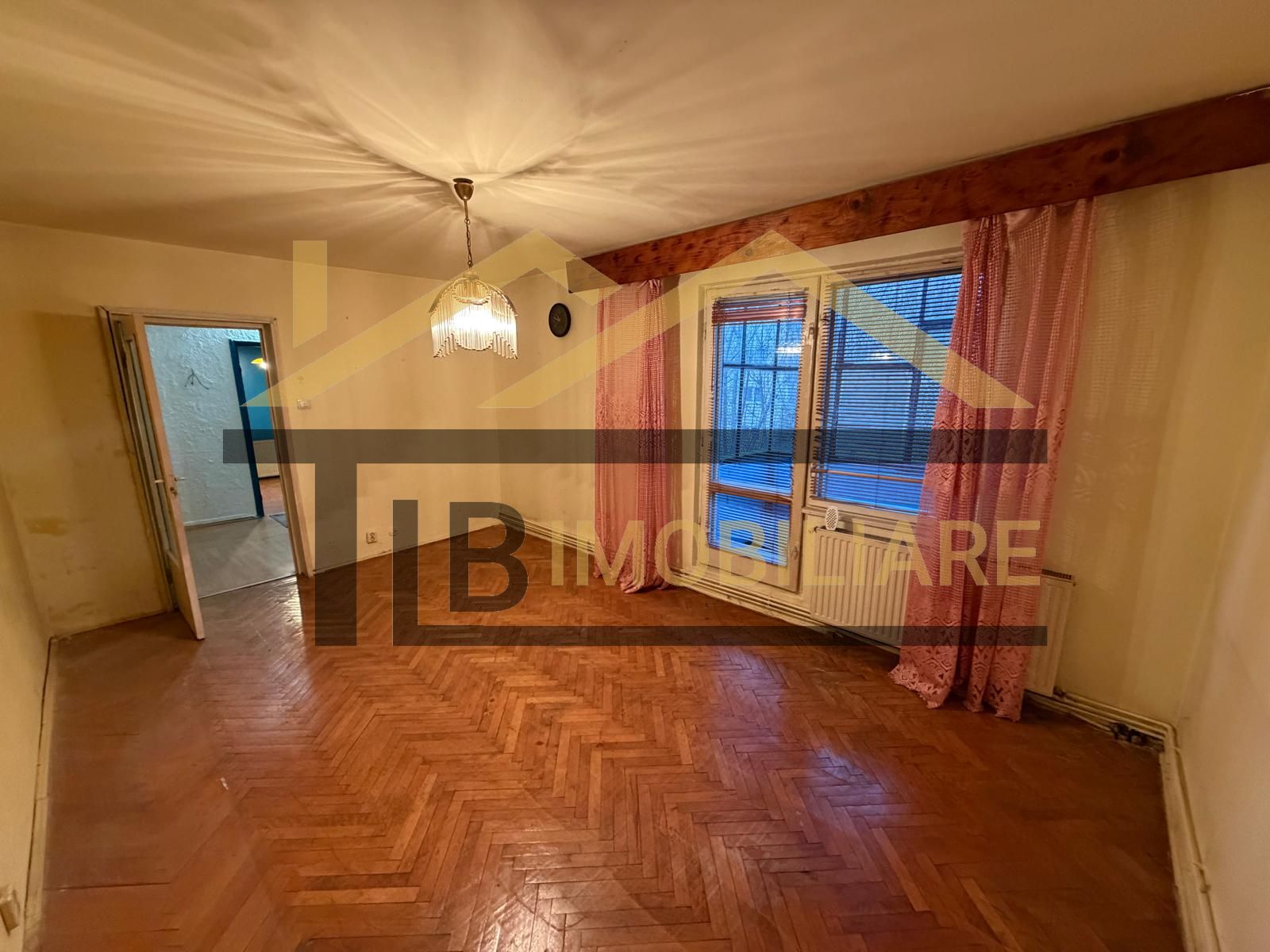 Apartament de 2 camere,  decomandat, 52.5mp, zona Diamant